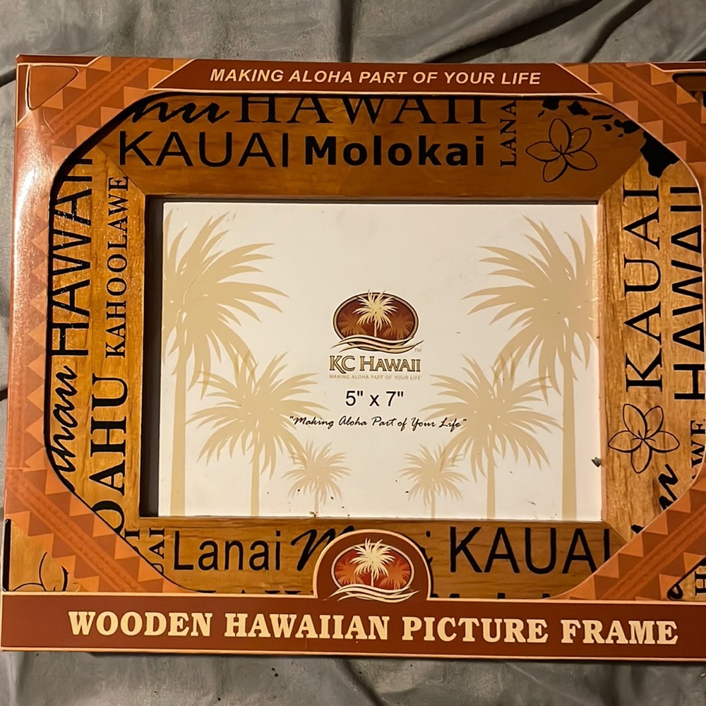 Wooden Hawaiian Picture Frame